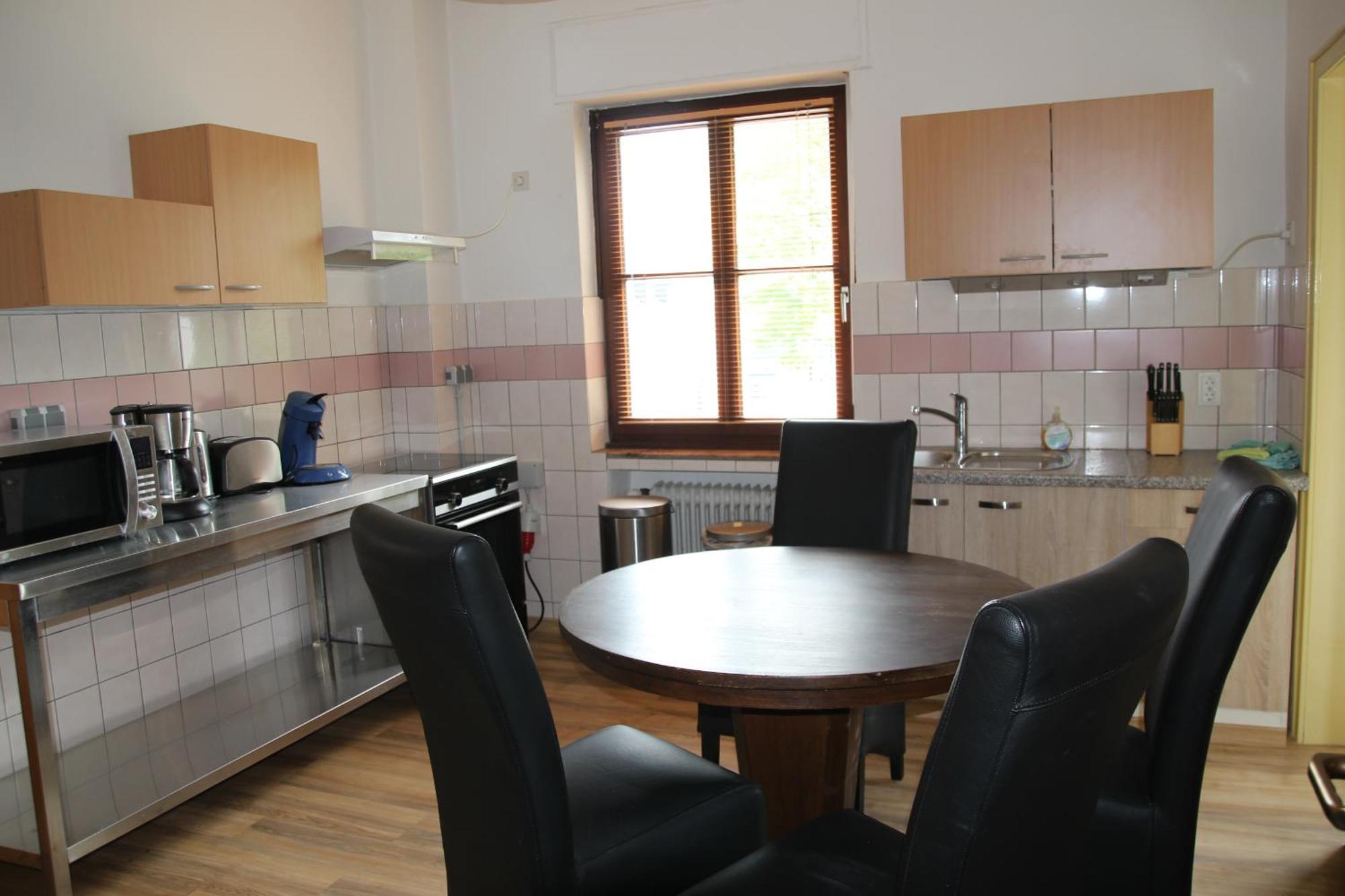Grillglut Hotel Арнсберг Екстериор снимка